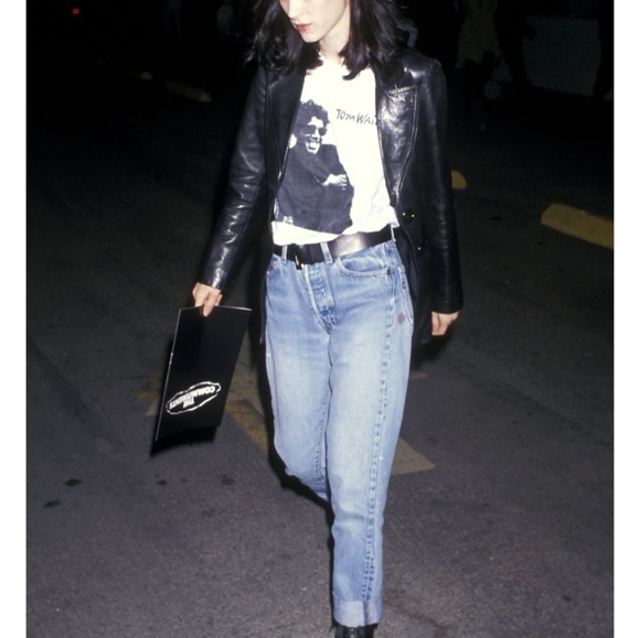 Damaris - Picture 9 of 11